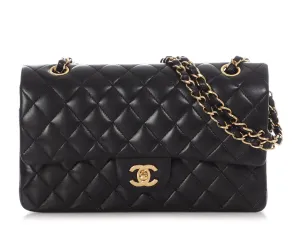 Chanel Medium/Large Black Quilted Lambskin Classic Double Flap Handbag - Timeless Elegance and Luxury