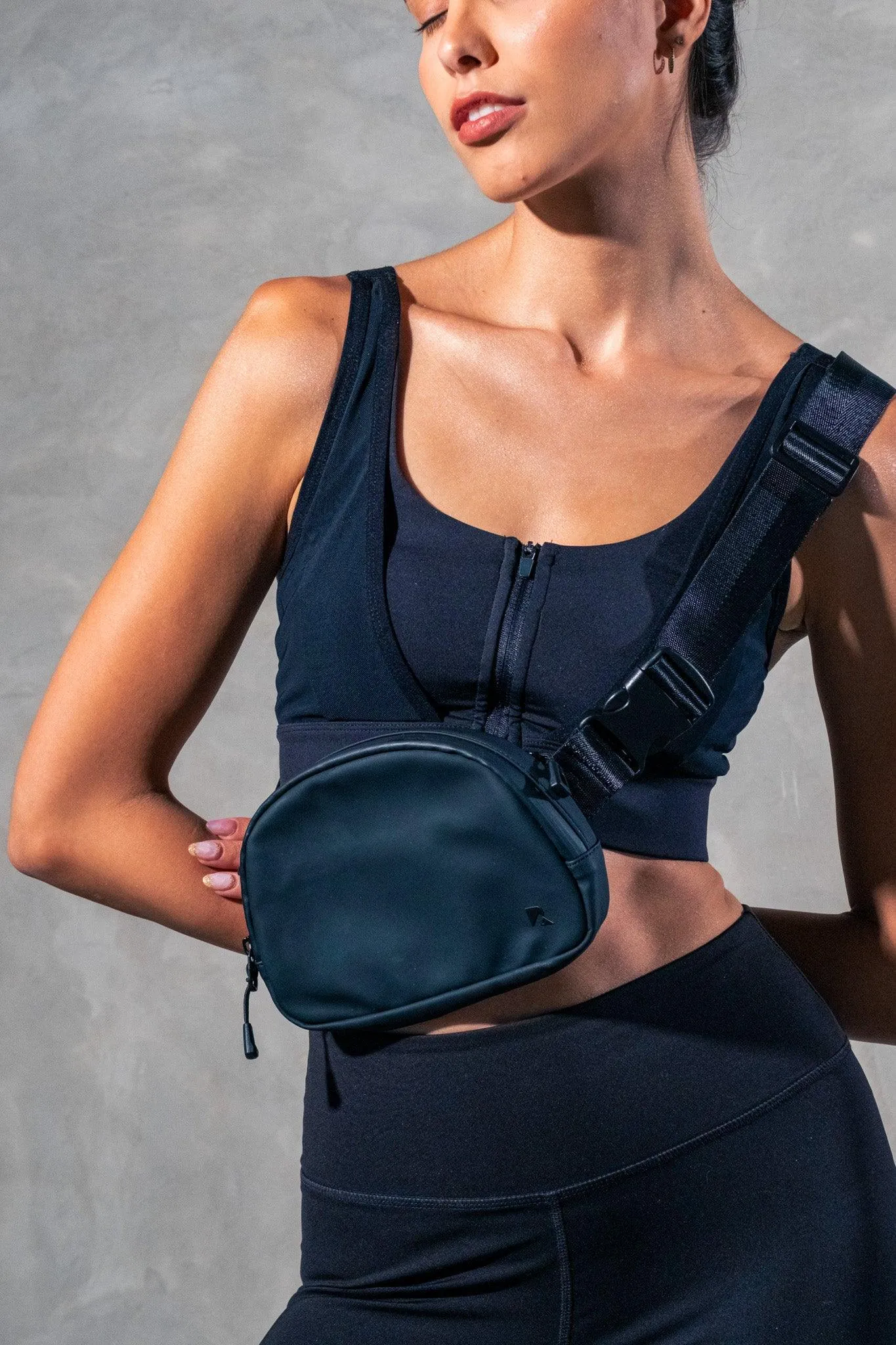 GOTO Blackout Sling Bag