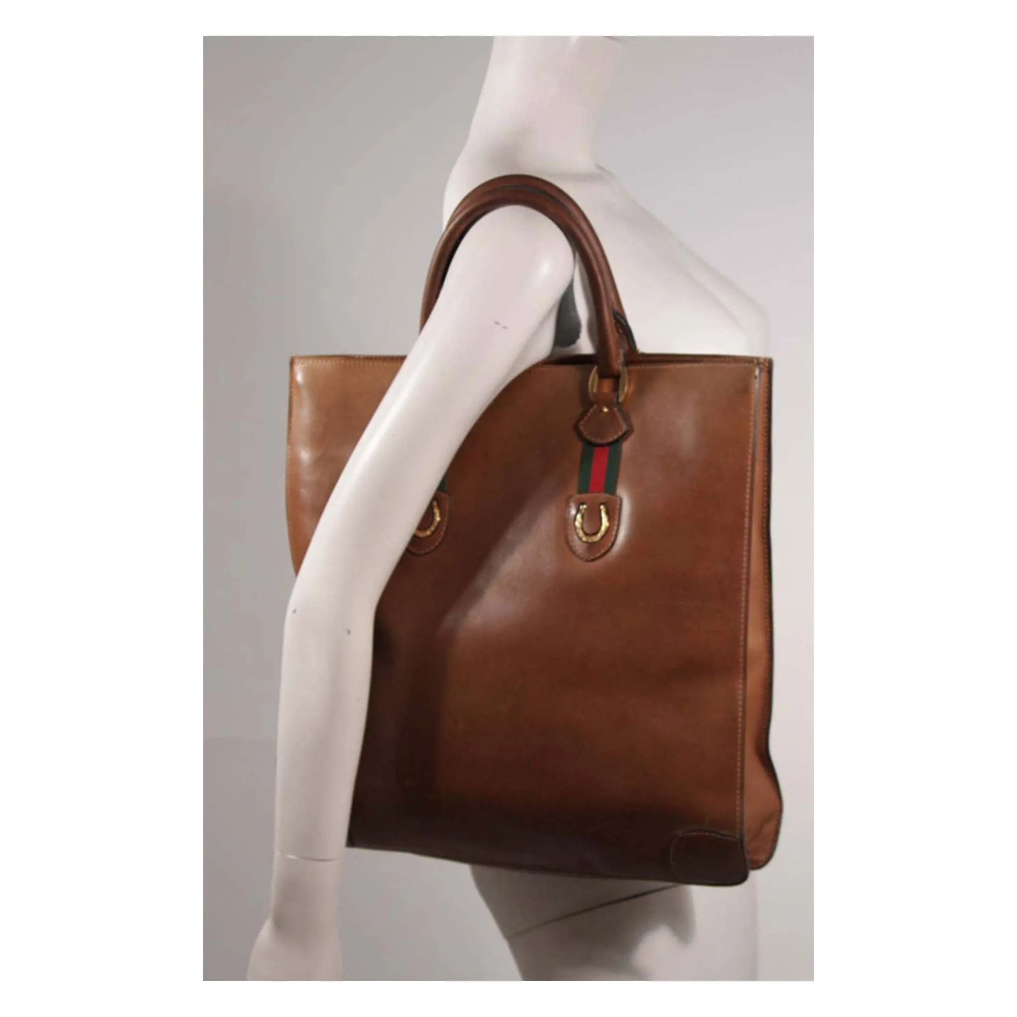 GUCCI Brown Leather Tote with Horse Shoe