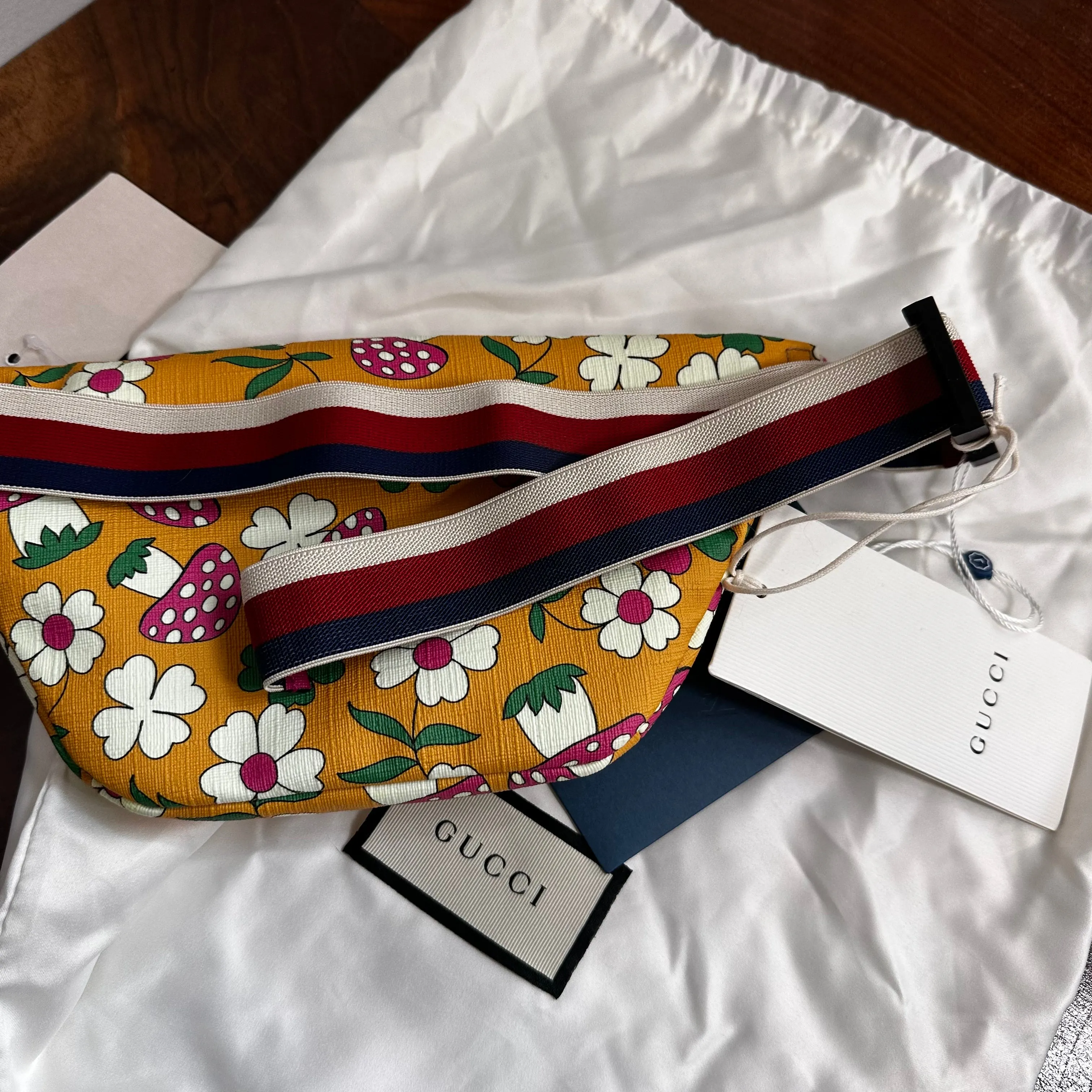 Gucci Floral/Mushroom Sling Bag/Fanny Pack/Bumbag