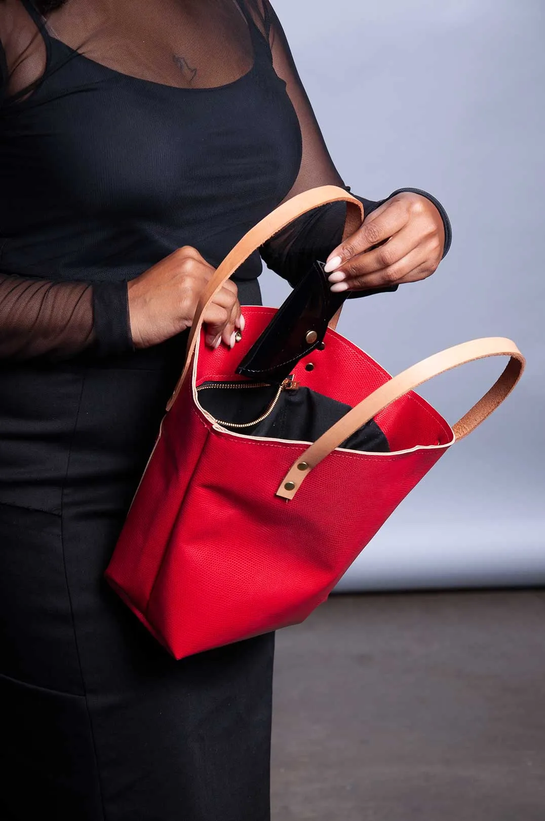 Horizon Bag - Brilliant Red