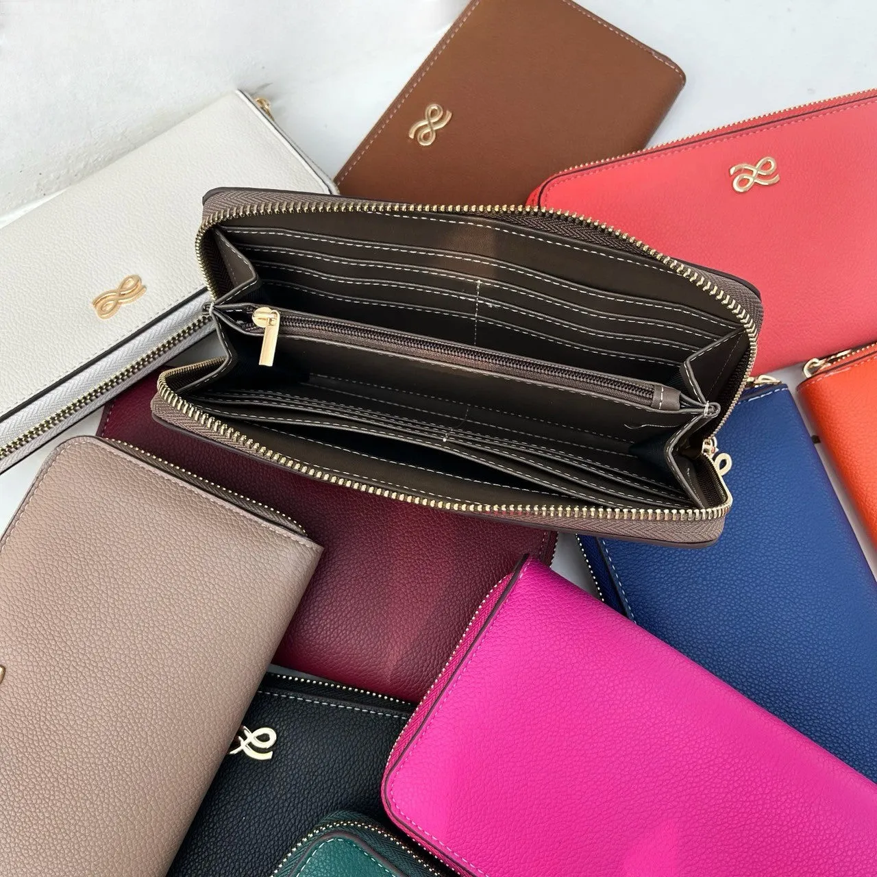 LONG ZIPPY WALLET PU CLAY