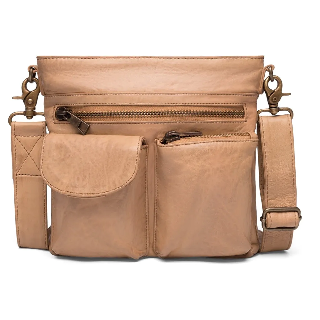 Raw and nice crossbody bag in soft leather / 15350 - Camel