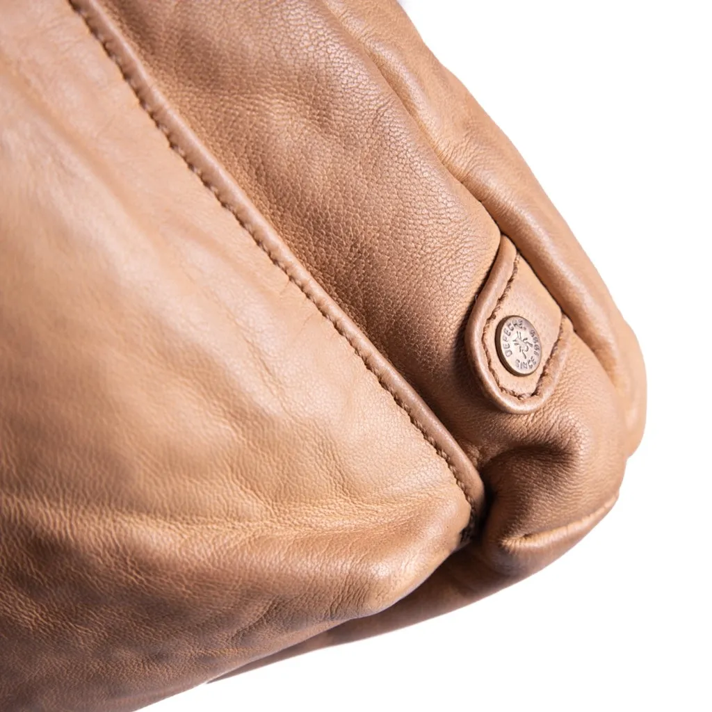 Raw and nice crossbody bag in soft leather / 15350 - Camel