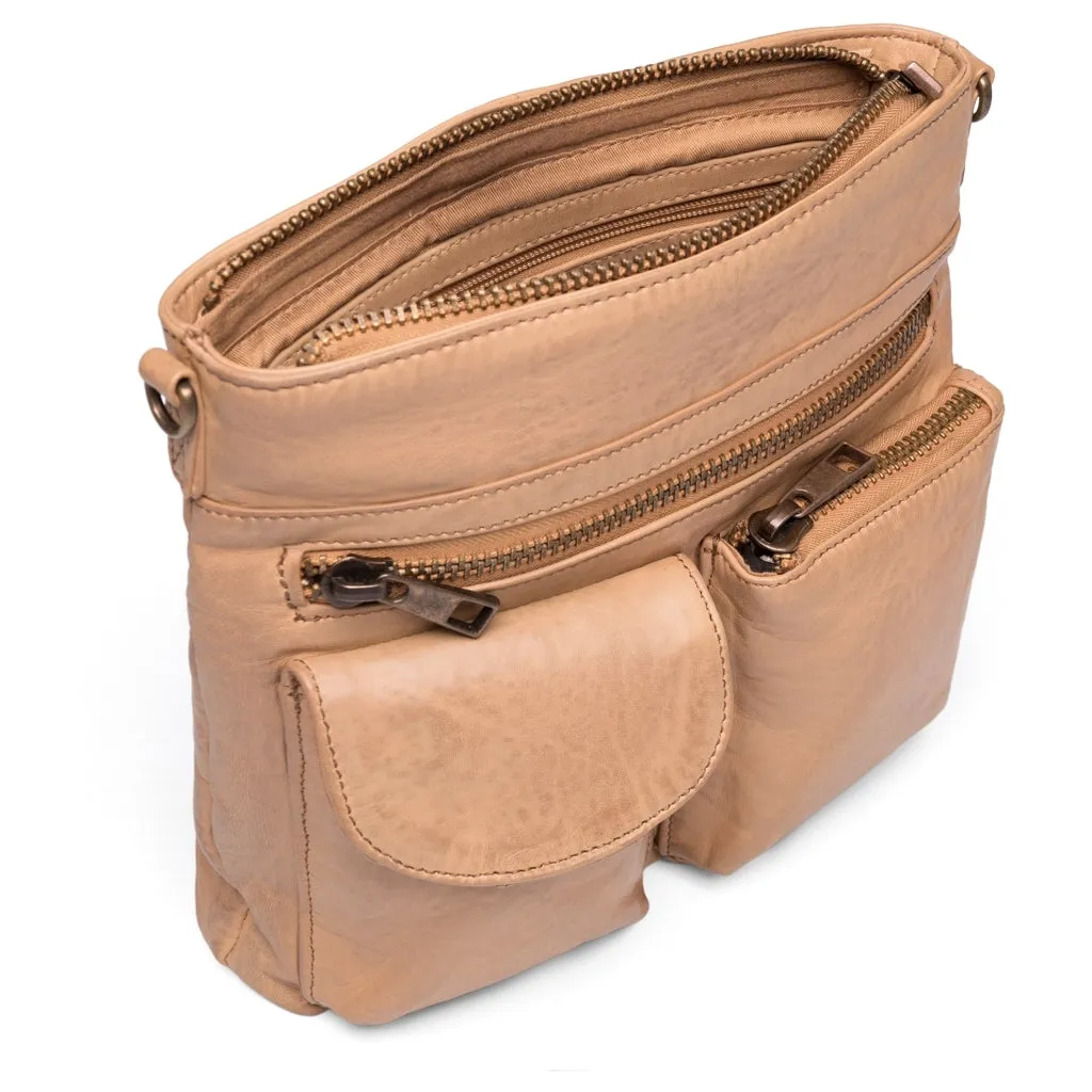 Raw and nice crossbody bag in soft leather / 15350 - Camel