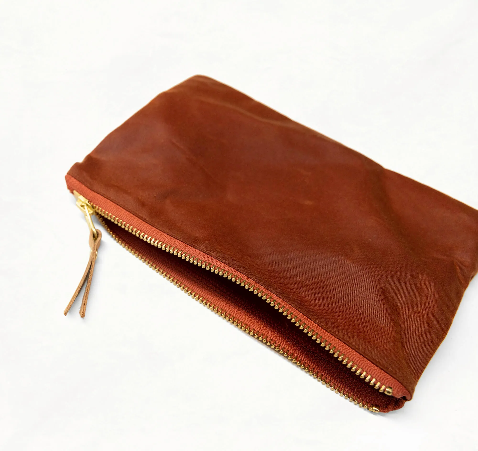 Zipper Pouch  - Tan Leather   Hardware Kit